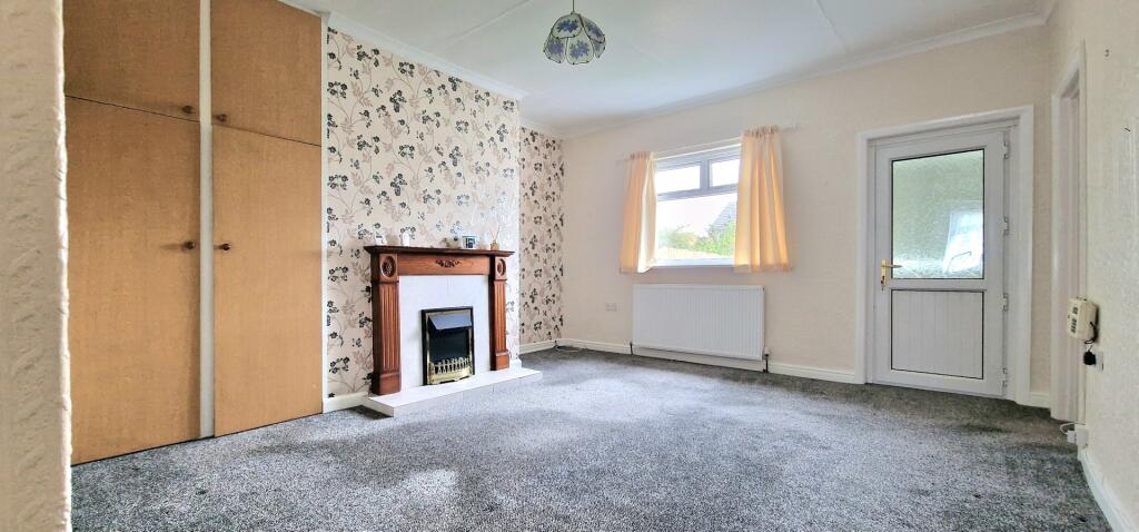 Fourth Street, Pont Bungalows, Consett, DH8 photo 4