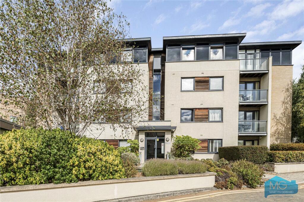 Apartment in London, Ridgemont, West Finchley - View 5