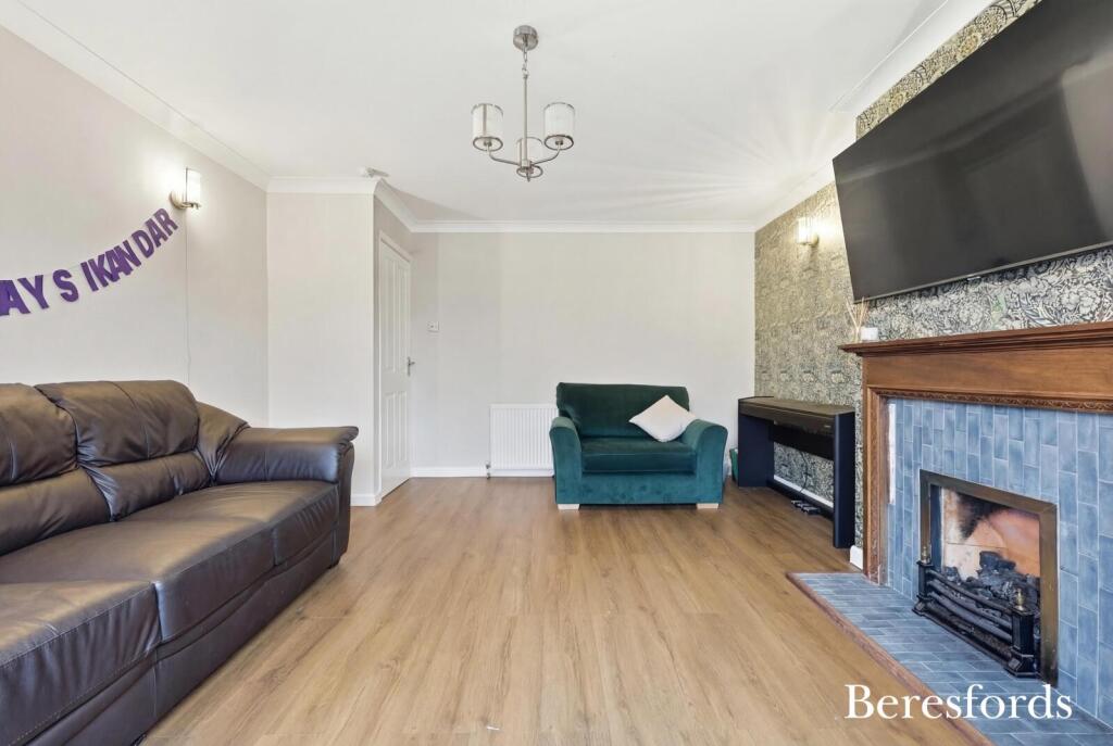 House in Brentwood, Ingatestone and Fryerning - View 4