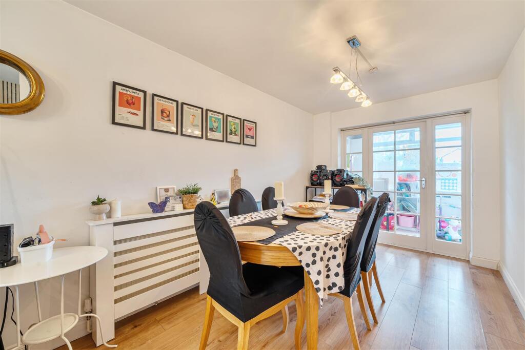 House in Southall - View 5