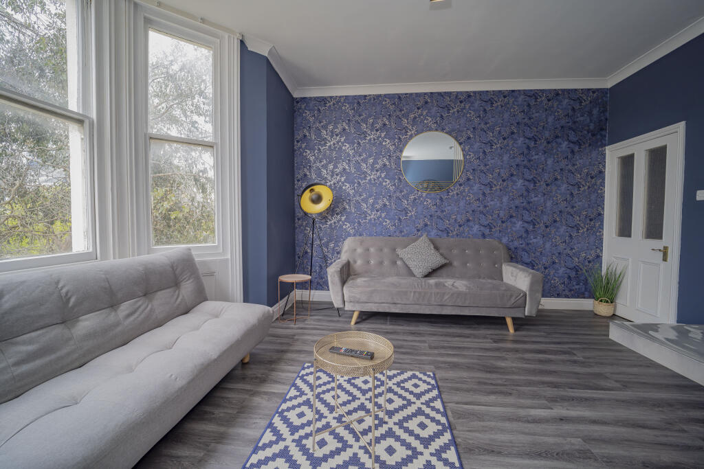 2 bedroom flat for rent