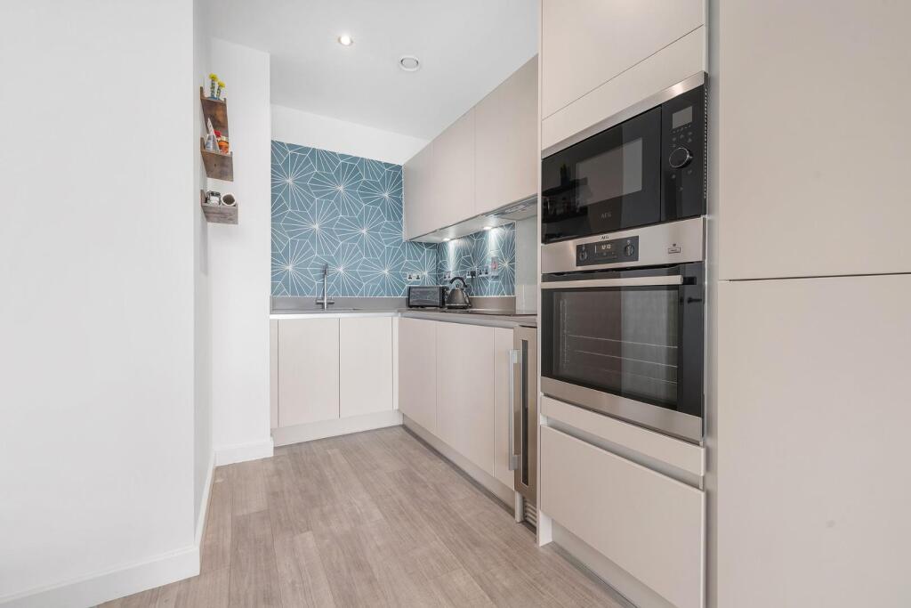 Apartment in London, Stockwell Park, Brixton - View 5