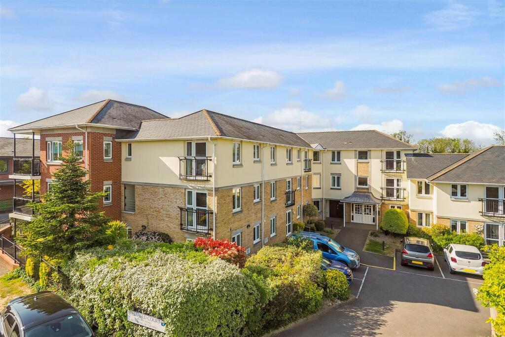 2-bed house on Old Winton Road, Andover, £149,950