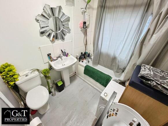 First Floor Flat - Bathroom