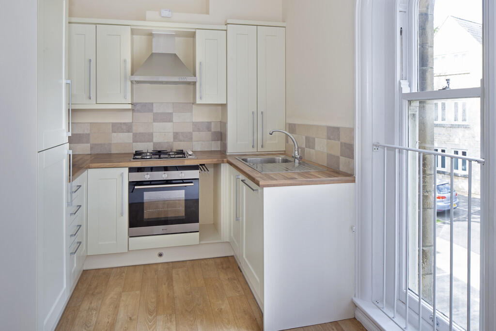 Apartment in Brackley, West Northamptonshire - View 6