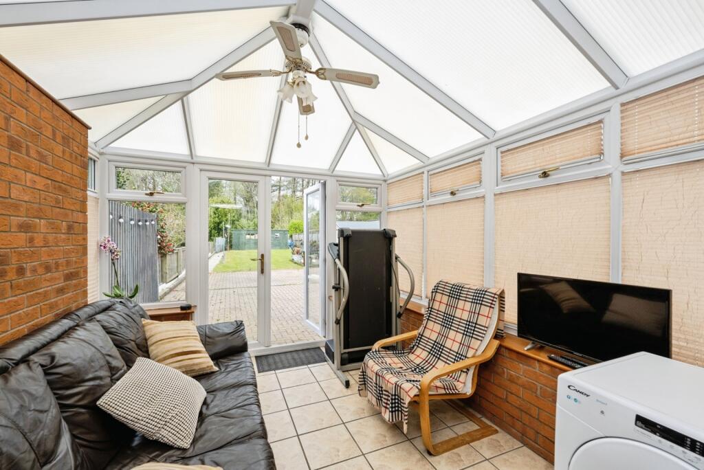 House in Pontarddulais - View 3