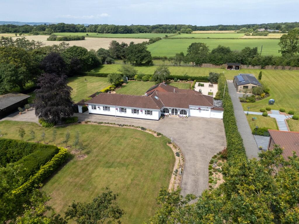 4-bed house on Dunstan Lane, Burton, Neston, £1,150,000