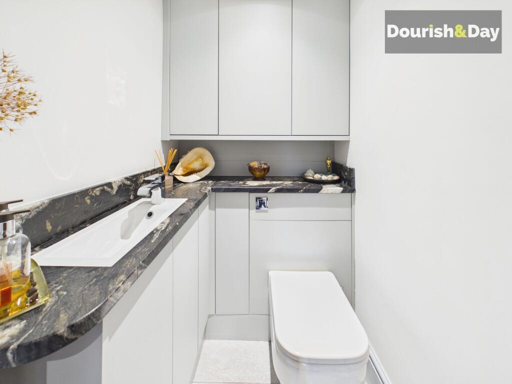 House in Stoke-on-Trent - More