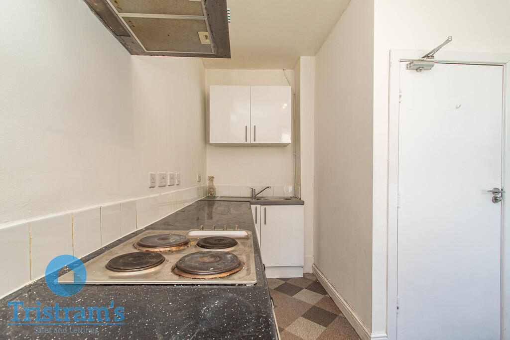 Studio flat for rent