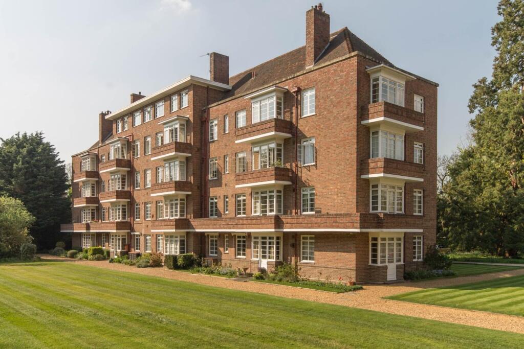Main image of property: Manor Court, Grange Road, Cambridge