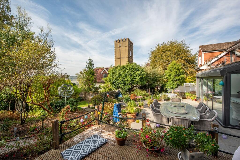 House in Redhill - View 4