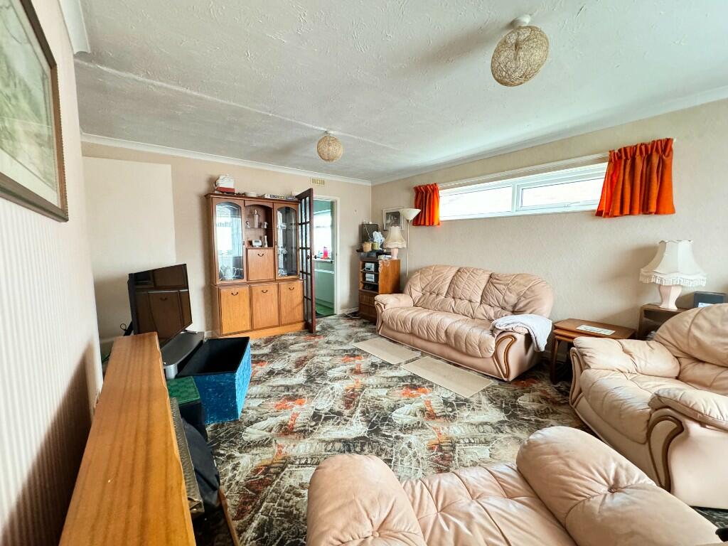 Fairfield Drive, Attleborough, Norfolk, NR17 photo 3
