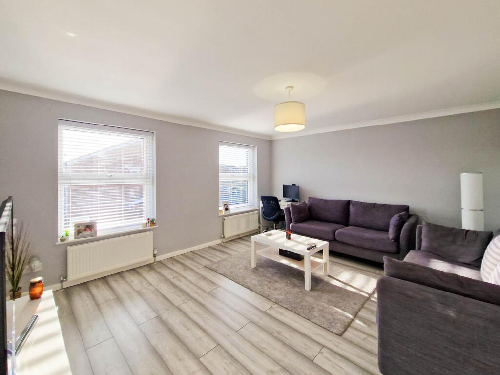 Hardy, 35 Fremantle, Shoeburyness photo 2