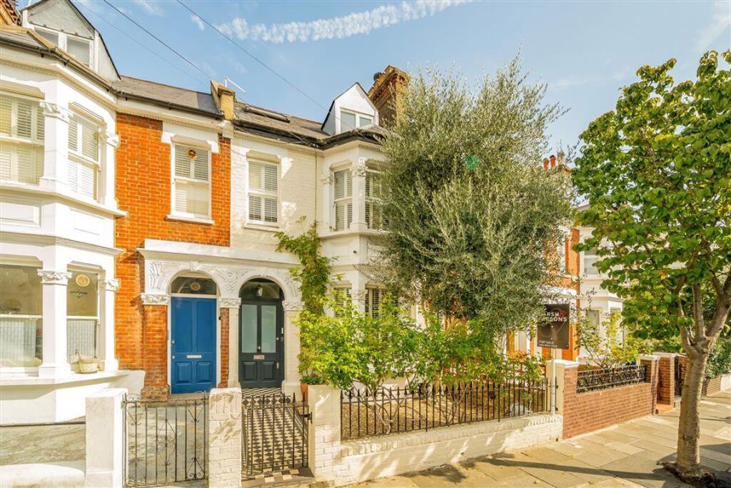Main image of property: Dorville Crescent, Ravenscourt Park