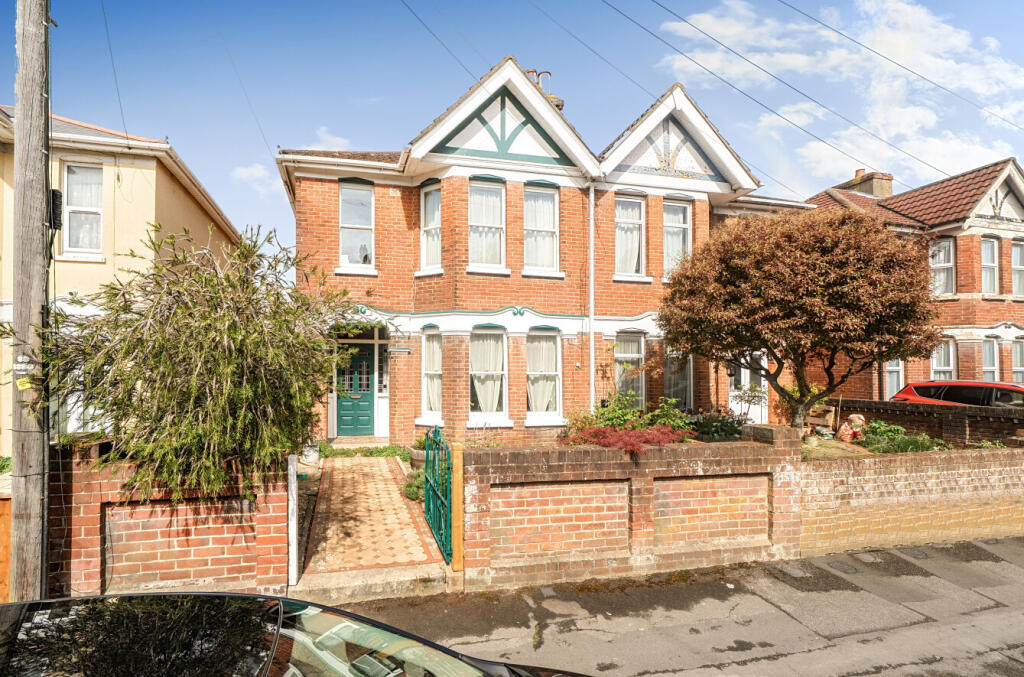 Main image of property: Bishops Road, Itchen, Southampton, Hampshire, SO19