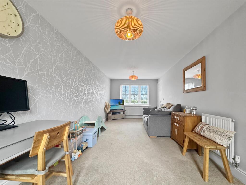 Ridleys Close, Countesthorpe. photo 3