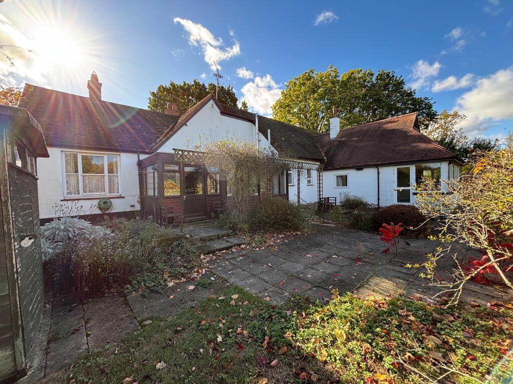 Main image of property: The Lings, Newney Green, Chelmsford, Essex CM1 3SF