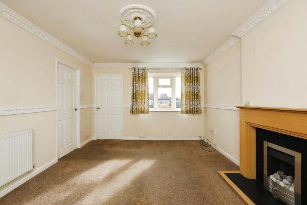 House in Rotherham, Bramley - View 5