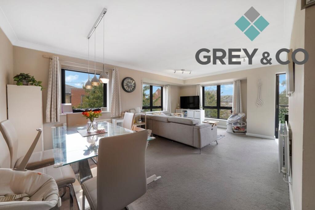 Apartment in London - View 3