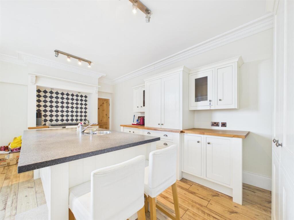 Apartment in North Tyneside, Cullercoats - View 5