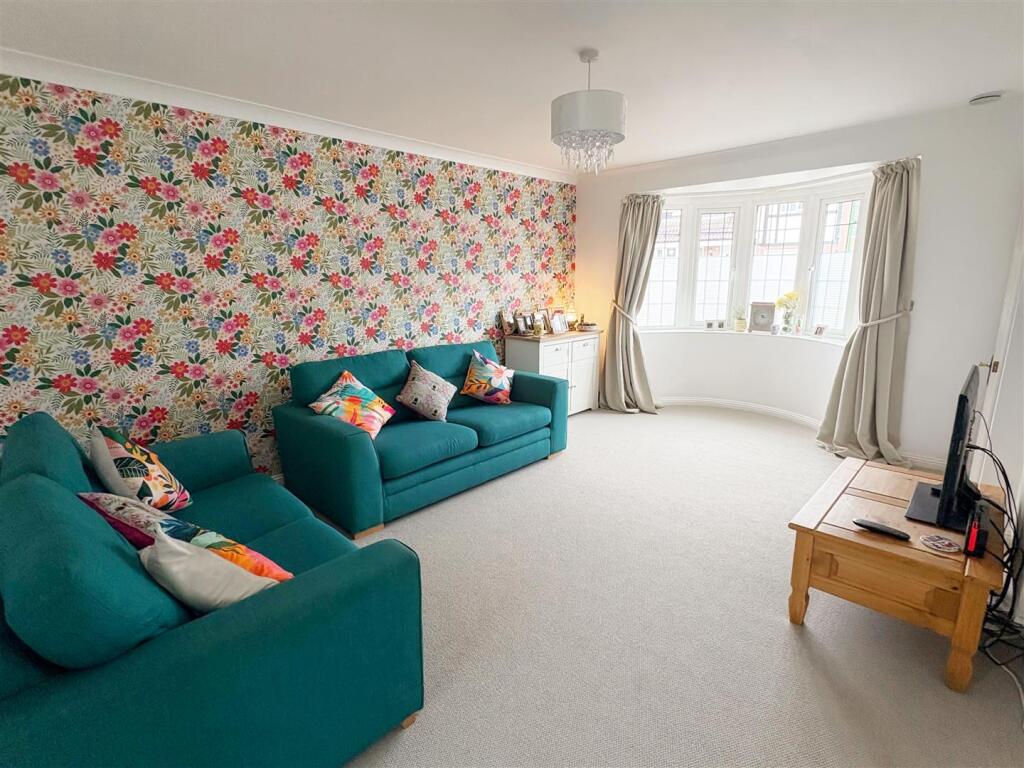 House in Arun, Rustington - View 3