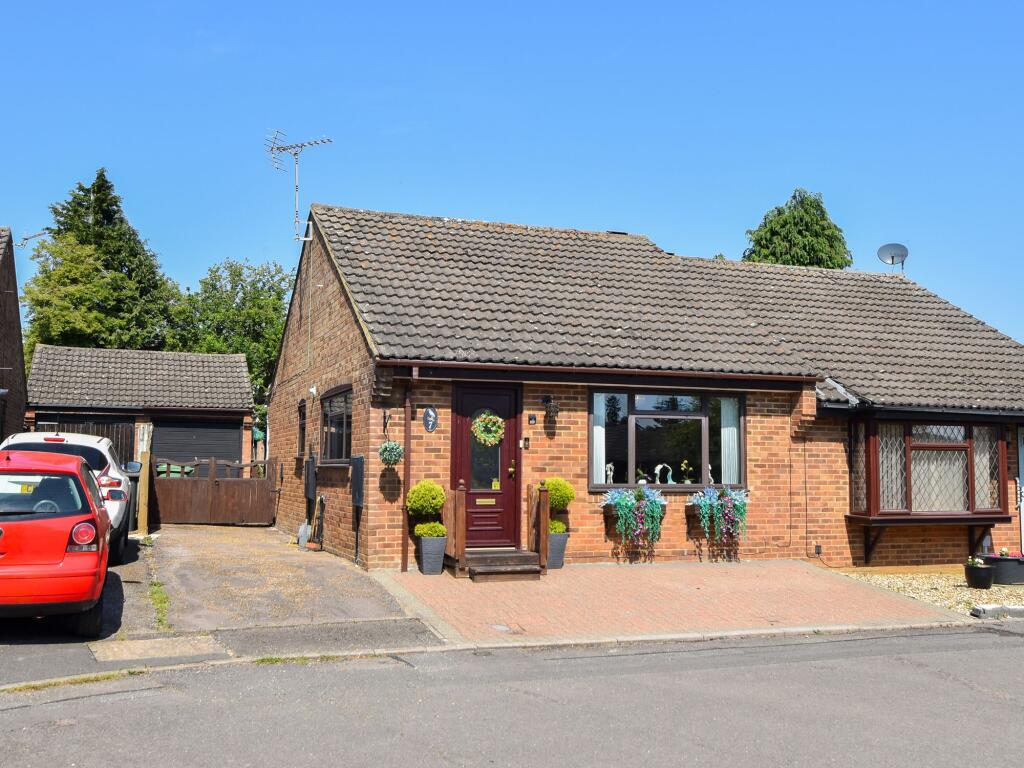 Main image of property: Heron Close, Towcester, NN12