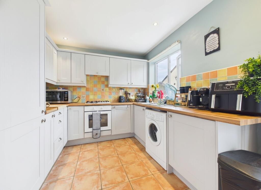 West View Close, Liverpool, L36 photo 4