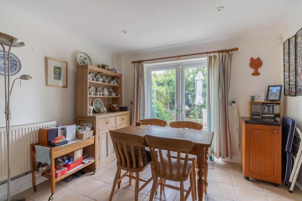 House in Basingstoke and Deane, Smiths Green, Sherborne St. John - More