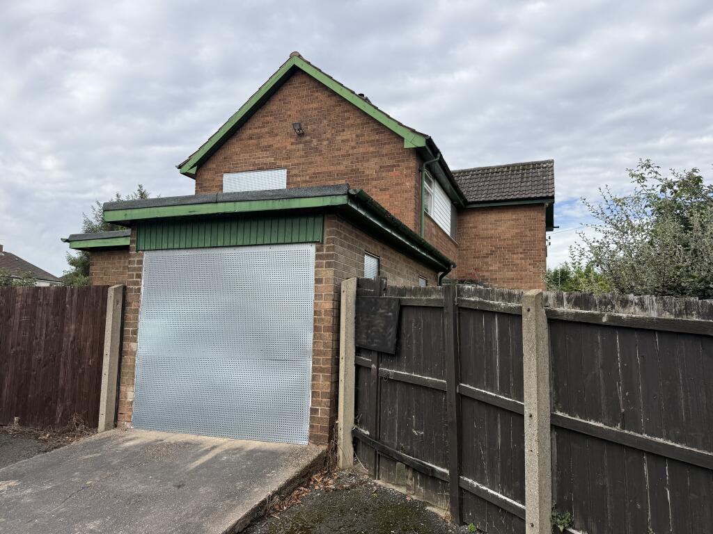 House in Rotherham, South Yorkshire - View 4