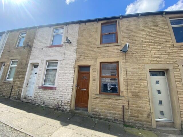 Main image of property: 31 Reed Street, Burnley, Lancashire BB11 3LP