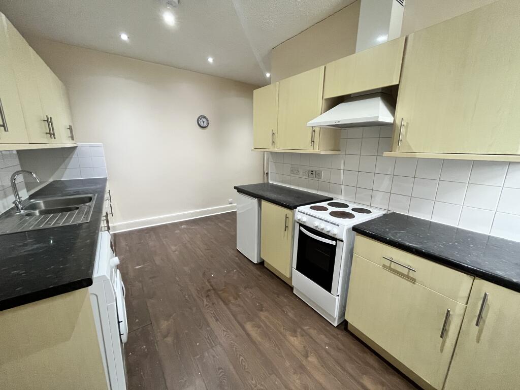 Apartment in Bristol - View 2