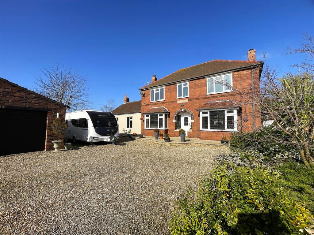 Main image of property: Long Lane, Great Heck, Goole