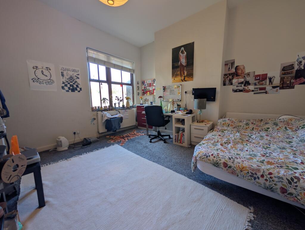 1 bedroom house share for rent
