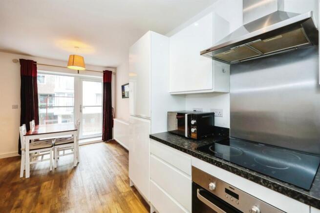 Apartment in Portsmouth - View 4