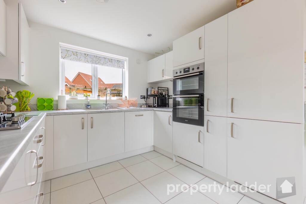 3 bed detached - Coller Road, Old Catton, NR6 image 5