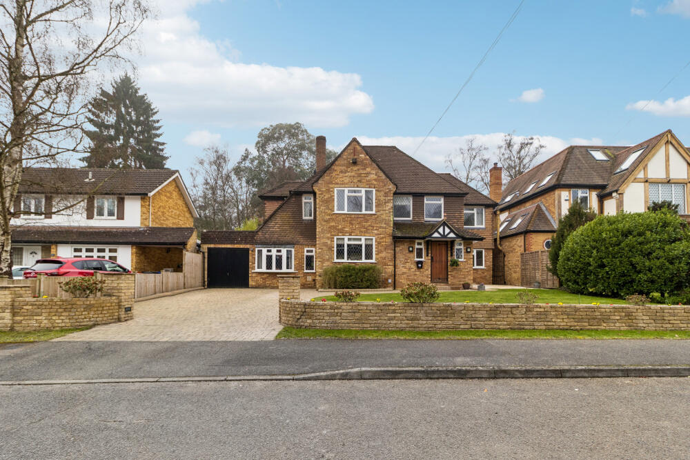 Main image of property: Howards Wood Drive, Gerrards Cross, Buckinghamshire, SL9