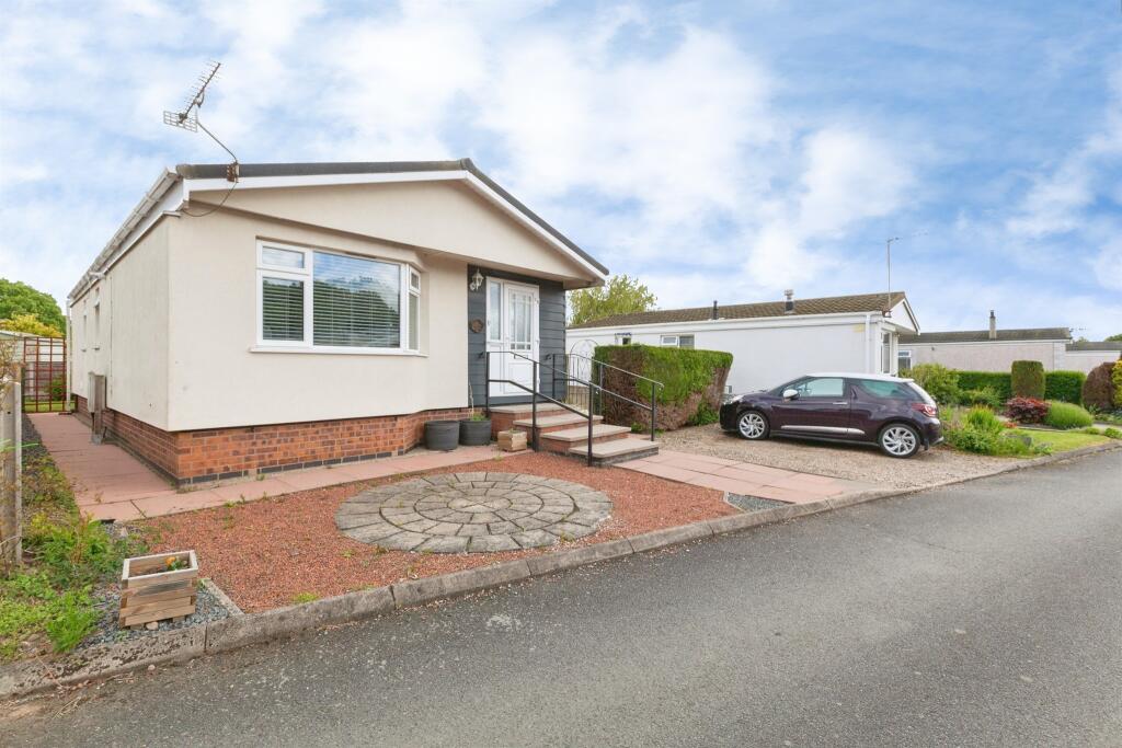 Main image of property: Wykin Road, Hinckley