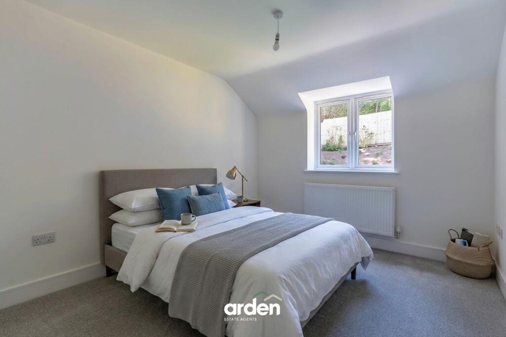 Plot 3, Barnt Green Road, Cofton Hackett, B45 - Mai multe