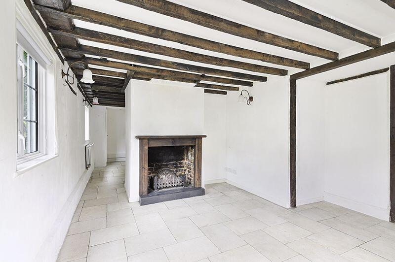 House in Redhill - View 4