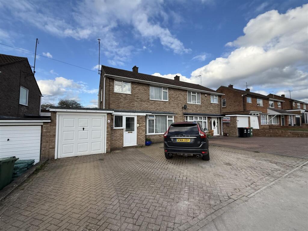 Main image of property: Appleby Gardens, Dunstable