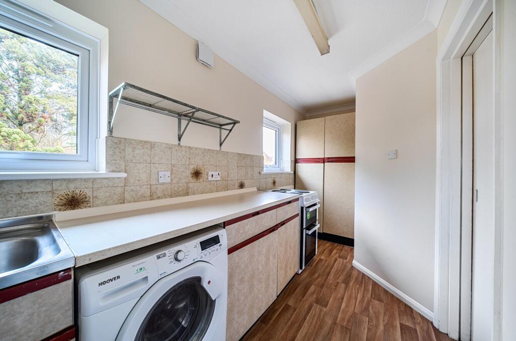 Apartment in Chichester - More
