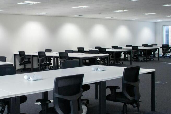 bdb c8a4f62cadaa74ab5pwoffice2.jpg
