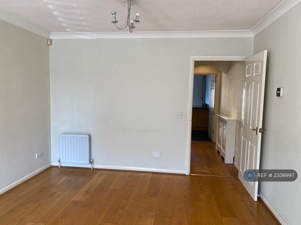 House in New Malden - View 4