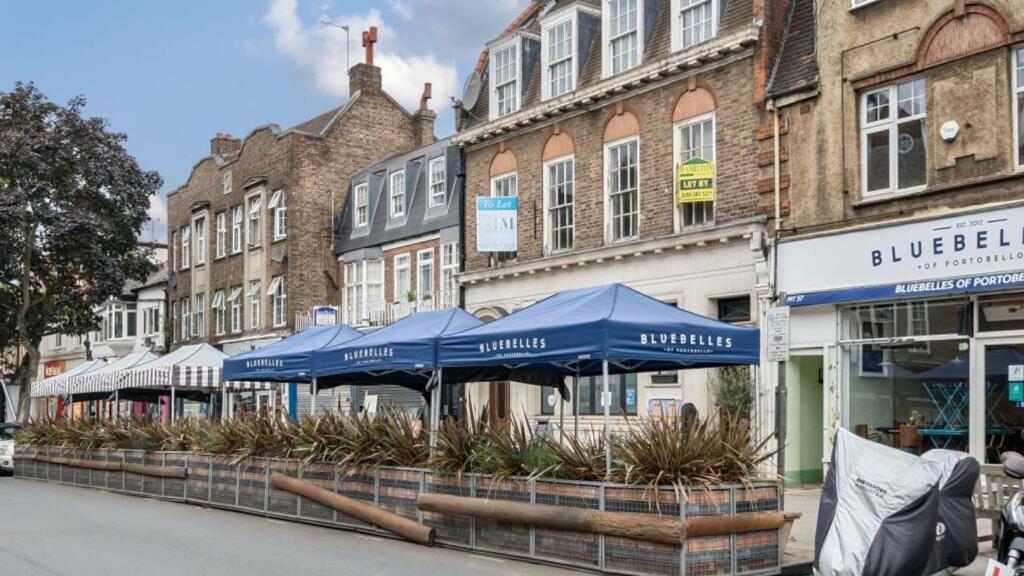 Main image of property: The Broadway, Mill Hill, NW7