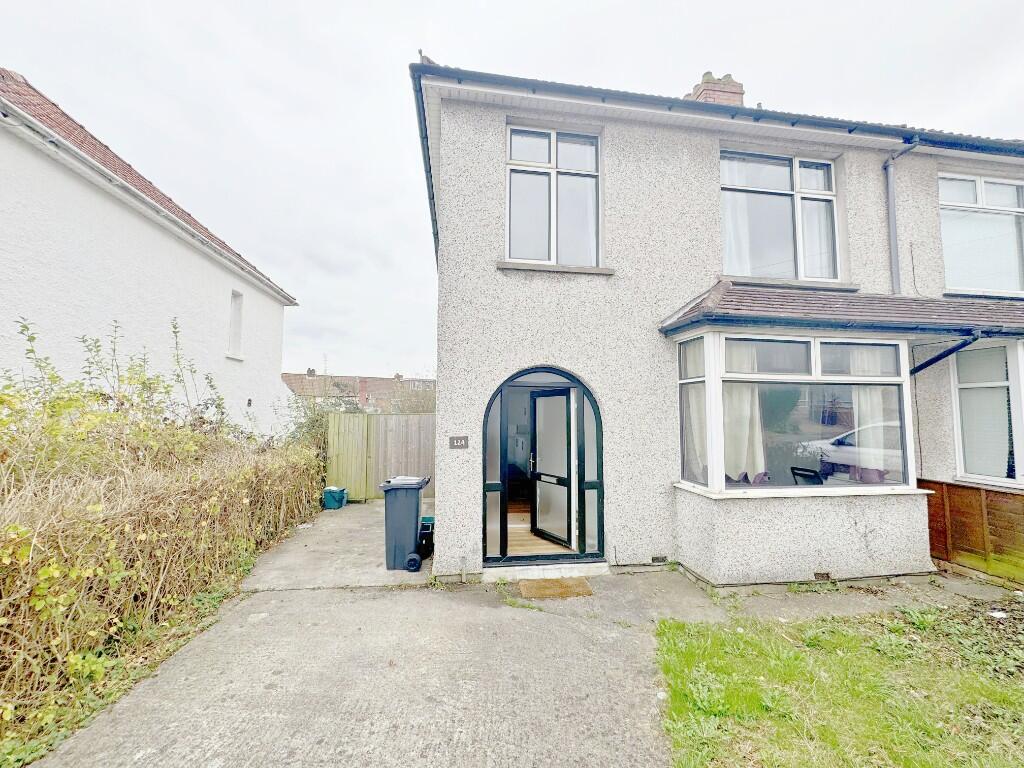 5 bedroom semi-detached house for rent
