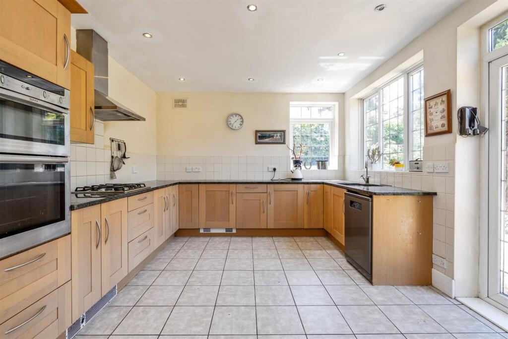 House in Solihull - View 5