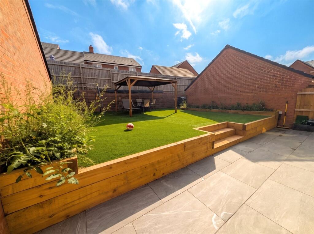 House in Telford, Priorslee, St. Georges and Priorslee - View 4