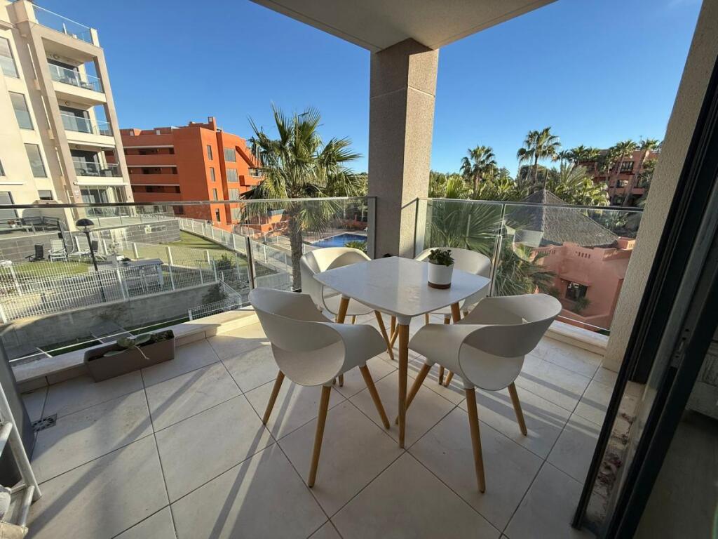 Main image of property: Valencia, Alicante, Villamartin