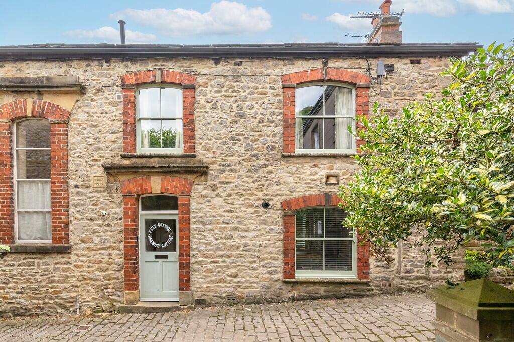 Main image of property: Keep Cottage, Castle Hill, Settle, North Yorkshire, BD24