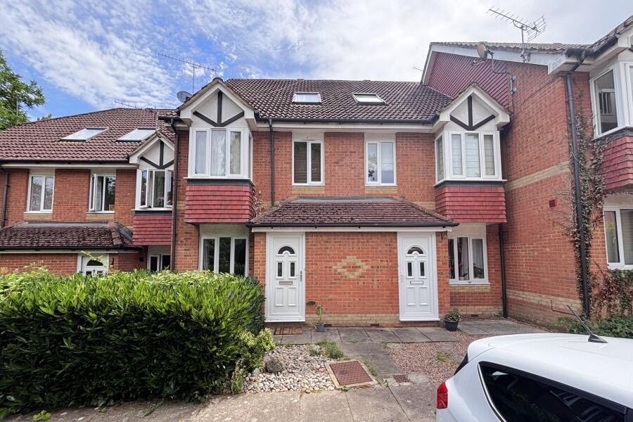 Main image of property: Knaphill, Woking, GU21
